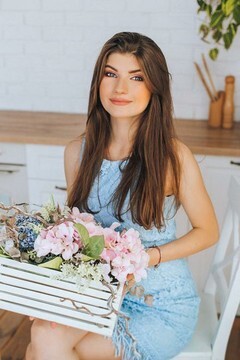 Nina Poltava 22 y.o. - attentive lady - small primary photo. Nina from Poltava 22 years - attentive lady. My small primary photo.