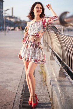 Alexandra from Kiev 23 years - photo gallery. My small primary photo.